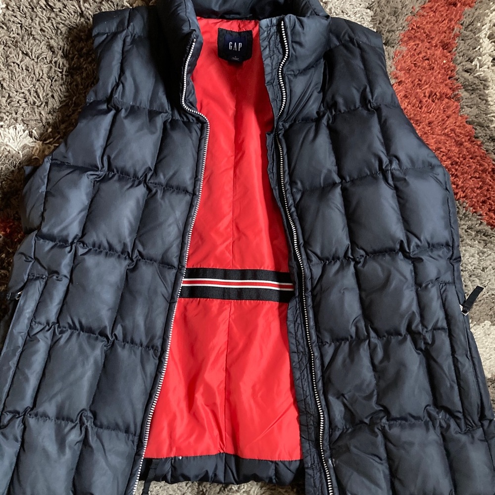 Women’s GAP synthetic quilted vest